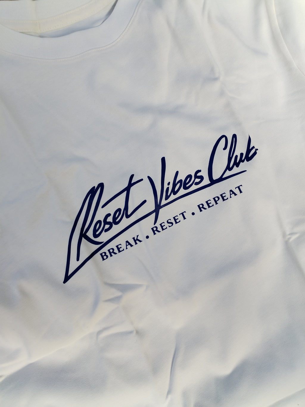 CAMISETA SEMI OVERSIZED MASCULINA RV IVORY