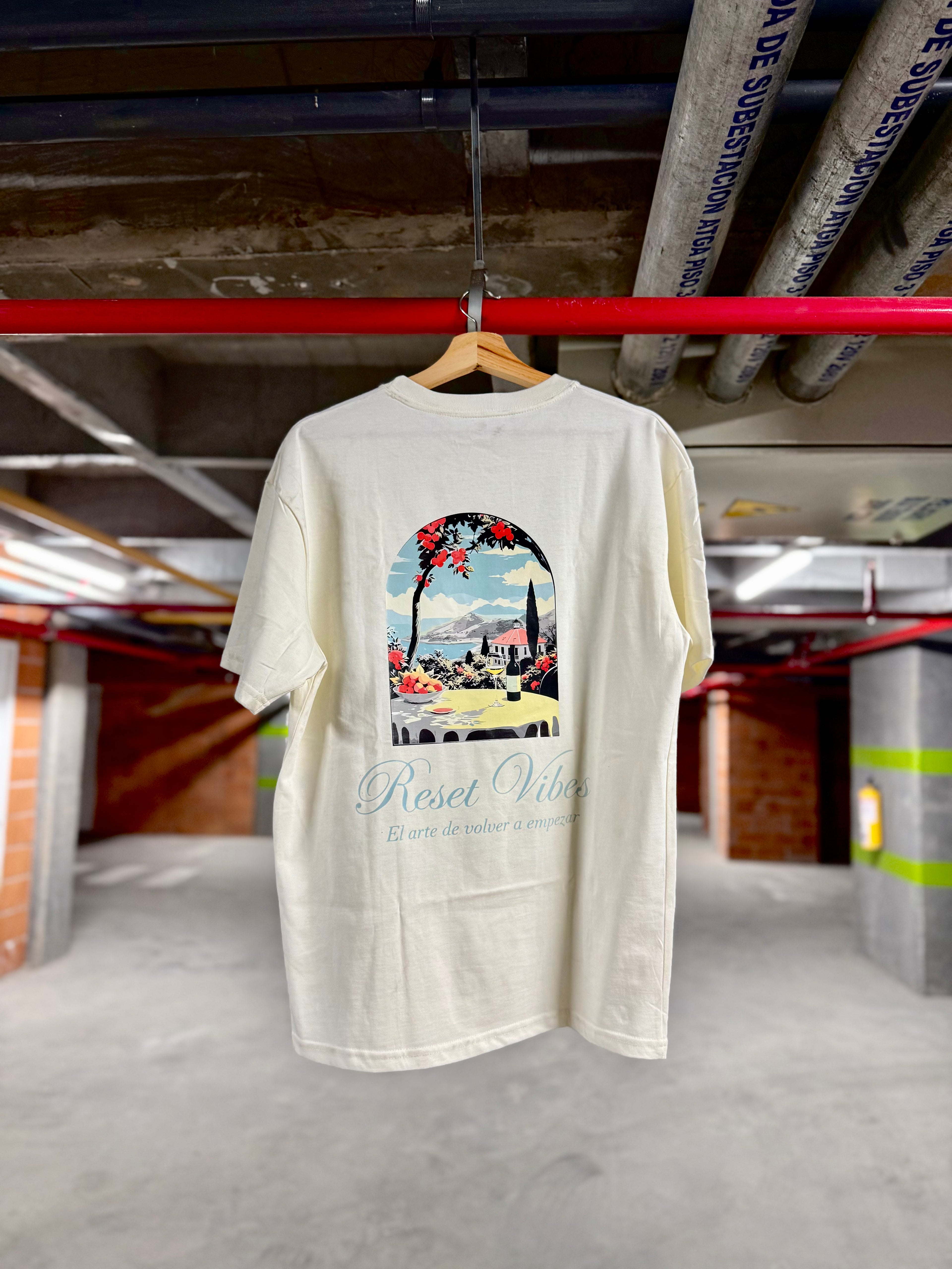 CAMISETA SEMI OVERSIZED MASCULINA MONACO IVORY