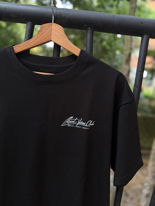 CAMISETA SEMI OVERSIZED MASCULINA RV CLUB NEGRA
